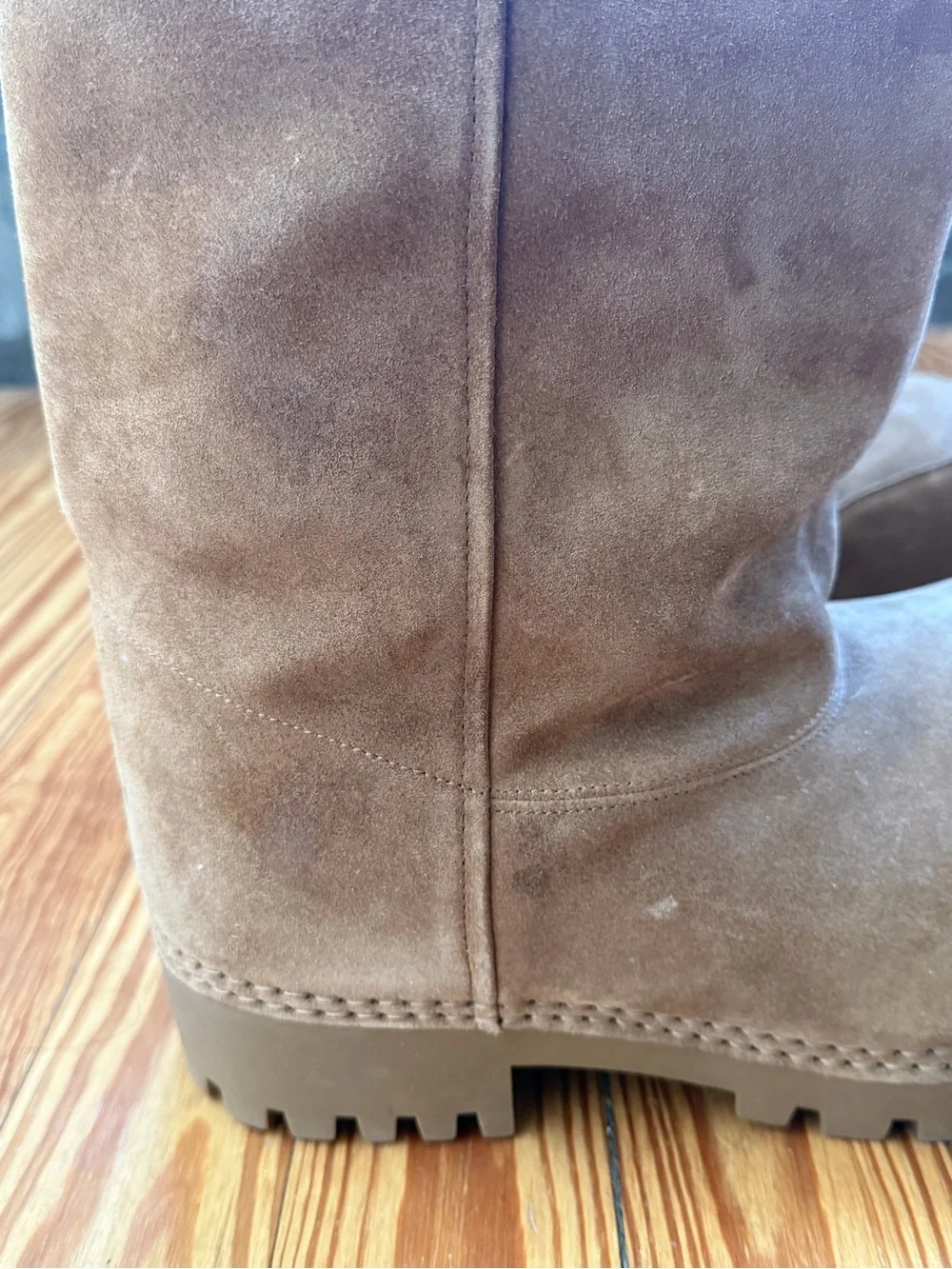 BALENCIAGA Alaska Boots